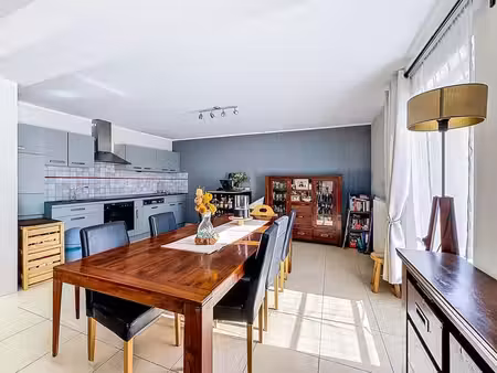bel appartement 2 chambres
