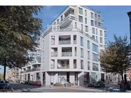 cavell : appartement 3 chambres + bureau  terrasses