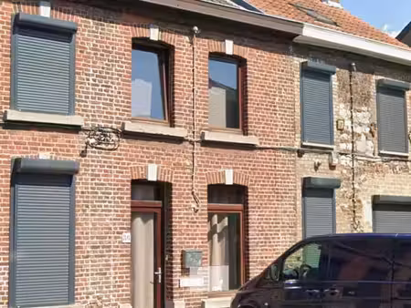 agréable maison 2ch. avec jardin et parking- apd 150.000€ -