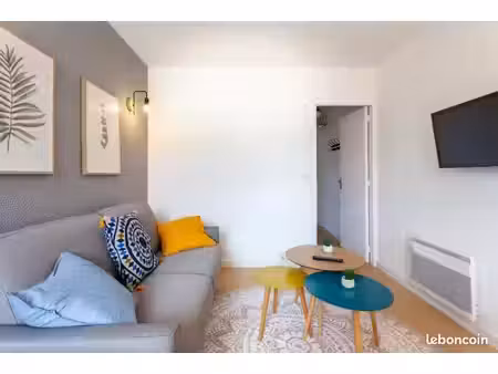 studio 1 pièce 20 m²