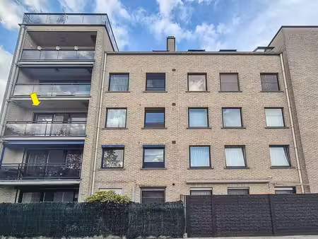 verzorgd appartement met 2 slaapkamers en autostpl/garage (o