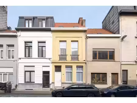 ruime woning met 4 slaapkamers op toplocatie op 't zuid
