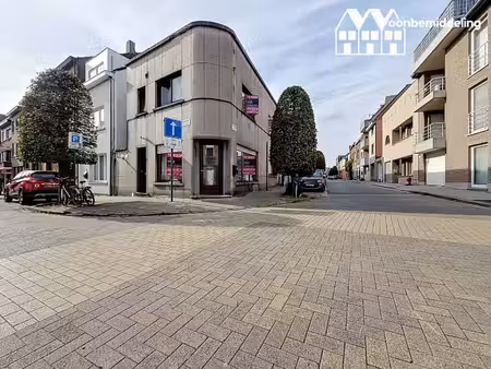 alost : maison spacieuse avec 3 chambres  2 salons et 2 c...