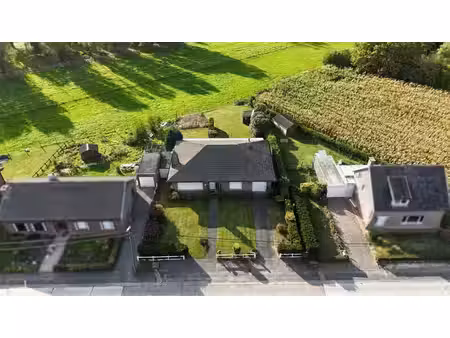 bungalow très calme avec 3 chambres