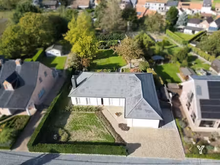 charmante villa indépendante dans un environnement vert et c
