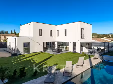 maison de luxe à vendre dans le quartier ouest sud