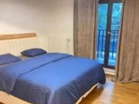 appart meublé + parking privé gratuit + 2 balcons