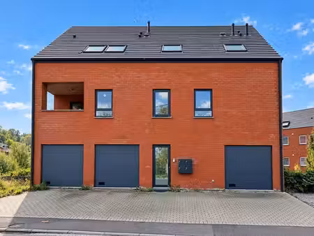 magnifique appartement rez-de-chaussée avec jardin