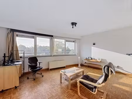 strategisch appartement nabij de sterre & gent-sint-pieters