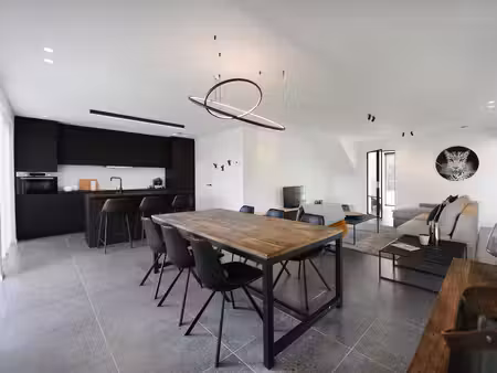 huis te koop in roeselare met 4 slaapkamers