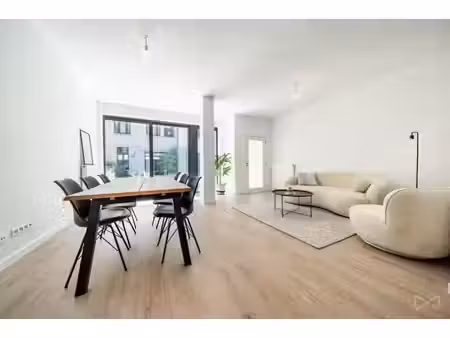 appartement te koop in laken met 2 slaapkamers