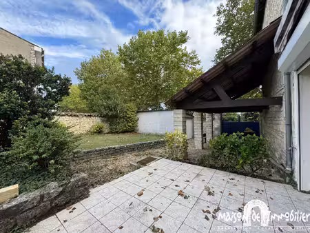 a louer à cognac quartier st jacques - maison meublée de 6