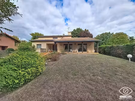 auzeville-tolosane - maison de 183 m²  5 chambres et grand jardin piscinable