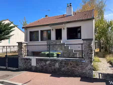juvisy plateau - immo-interactif - maison de 55m2 - 2 chambres + sous-sol complet + grande