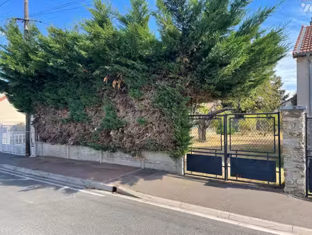 terrain à bâtir de 350 m² – juvisy- plateau