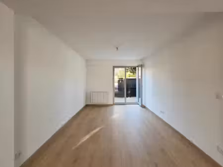 francheville le haut t3 avec deux terrasses et parking pri