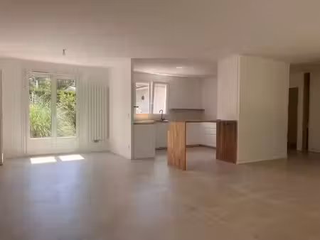 maison de 132m2 à louer sur lissieu
