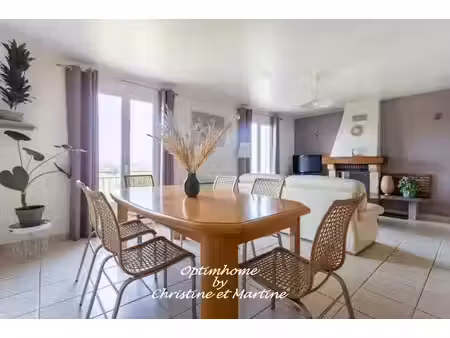 maison à vendre 5 pièces - 4 chambres dallet (63) – vue exceptionnelle sur la chaîne des p