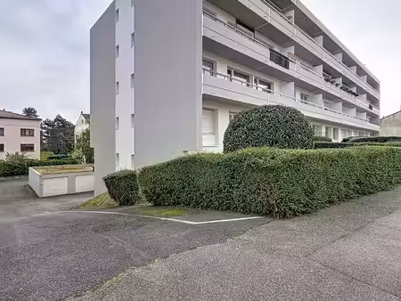metz sablon /appartement f2 / balcons/cave/garage
