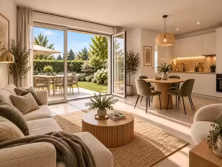 *entrée individuelle + plus de 50 m² d’extérieurs !