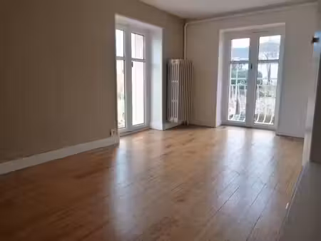 thurins - maison de village -119m²