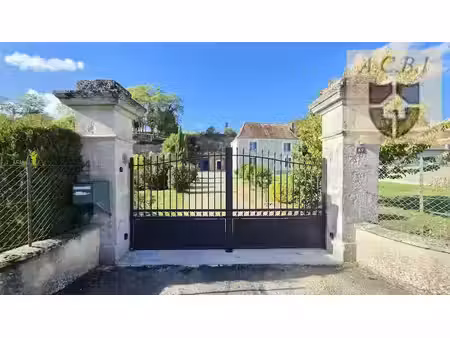 vente maison 6 pièces 140 m² à vendome (41100)  301 600 €