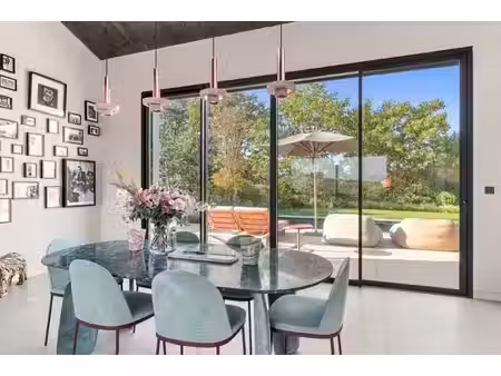 villa d’exception de 7 pièces de 256 m² proche de genève