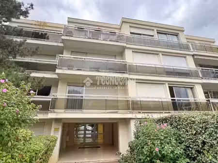 appartement 3 pièces - 64 m2 - 2 parkings et cave