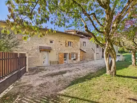vente ferme 4 pièces 200 m² à chantesse (38470)  410 000 €