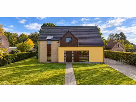 maison à vendre à schulen pour € 419.000 avec 4 chambres à coucher