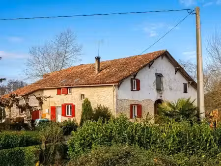 vente maison 6 pièces 212 m² à saint-martin-de-hinx (40390)  380 000 €