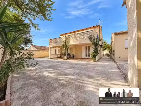 vente maison 5 pièces 142.03 m² à port-de-bouc (13110)  390 000 €