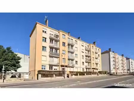 appartement 4 pièces 77 m²