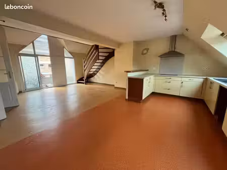 duplex 5 pièces 91 m²