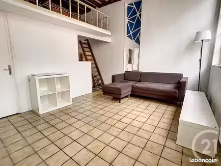 studio 1 pièce 18 m²