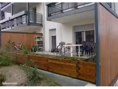 beau 3p 64m² très agréable avec terrasse 31 54m²