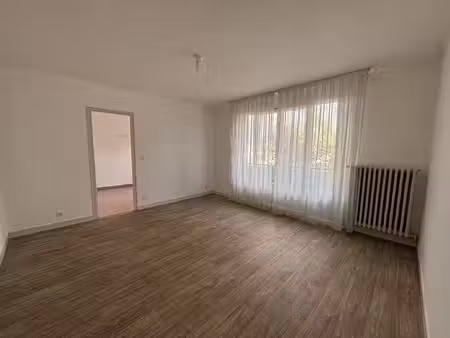 location : appartement t3 à chateaudun