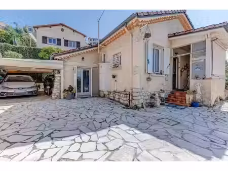 vente maison 4 pièces 80 m² à nice (06000)  735 000 €