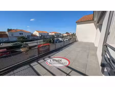 château-thébaud plein bourg : t2 + bureau de 2018  terrass