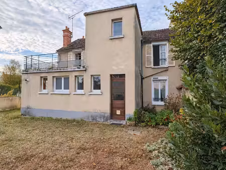 bois-le-roi – maison avec fort potentiel – possibilité de deux logements