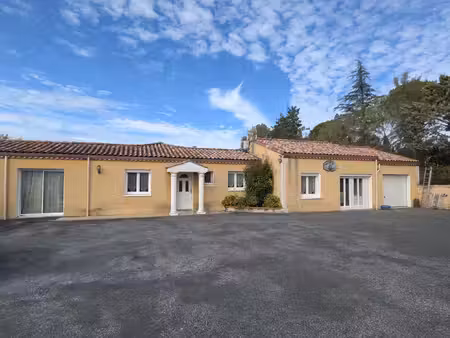 villa avec local professionel