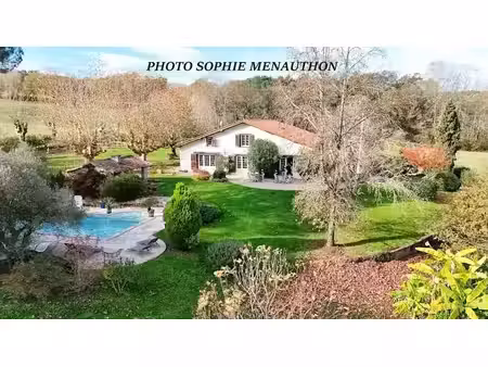 vente ferme 7 pièces 292 m² à sainte-marie-de-gosse (40390)  899 000 €