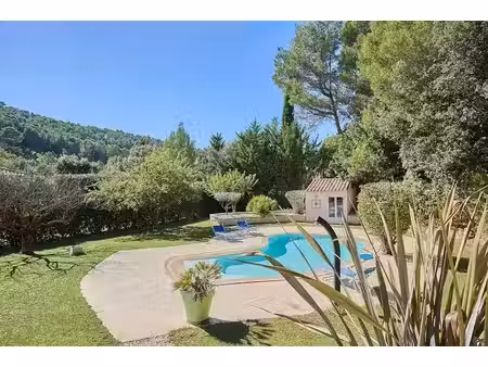 vente maison 7 pièces 207 m² à simiane-collongue (13109)  1 030 000 €