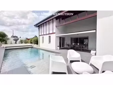 vente maison 7 pièces 220 m² à bayonne (64100)  1 050 000 €