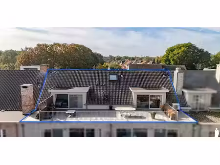 penthouse à vendre à 's-gravenwezel pour € 685.000 avec 2 chambres à coucher