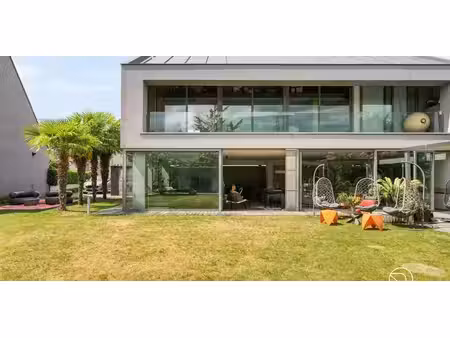 maison exceptionnelle à vendre à bevere pour € 750.000 avec 3 chambres à coucher
