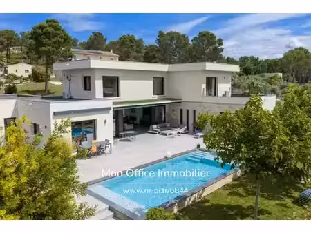 vente maison 5 pièces 201 m² à aix-en-provence (13090)  1 595 000 €