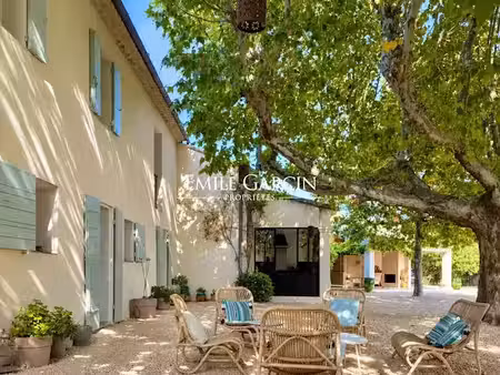 vente maison 8 pièces 275 m² à lambesc (13410)  1 970 000 €