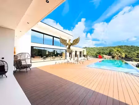 vente maison 8 pièces 200 m² à bandol (83150)  2 370 000 €