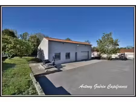 local artisanal de 120 m² avec mezzanine – la gaubretière (85130)